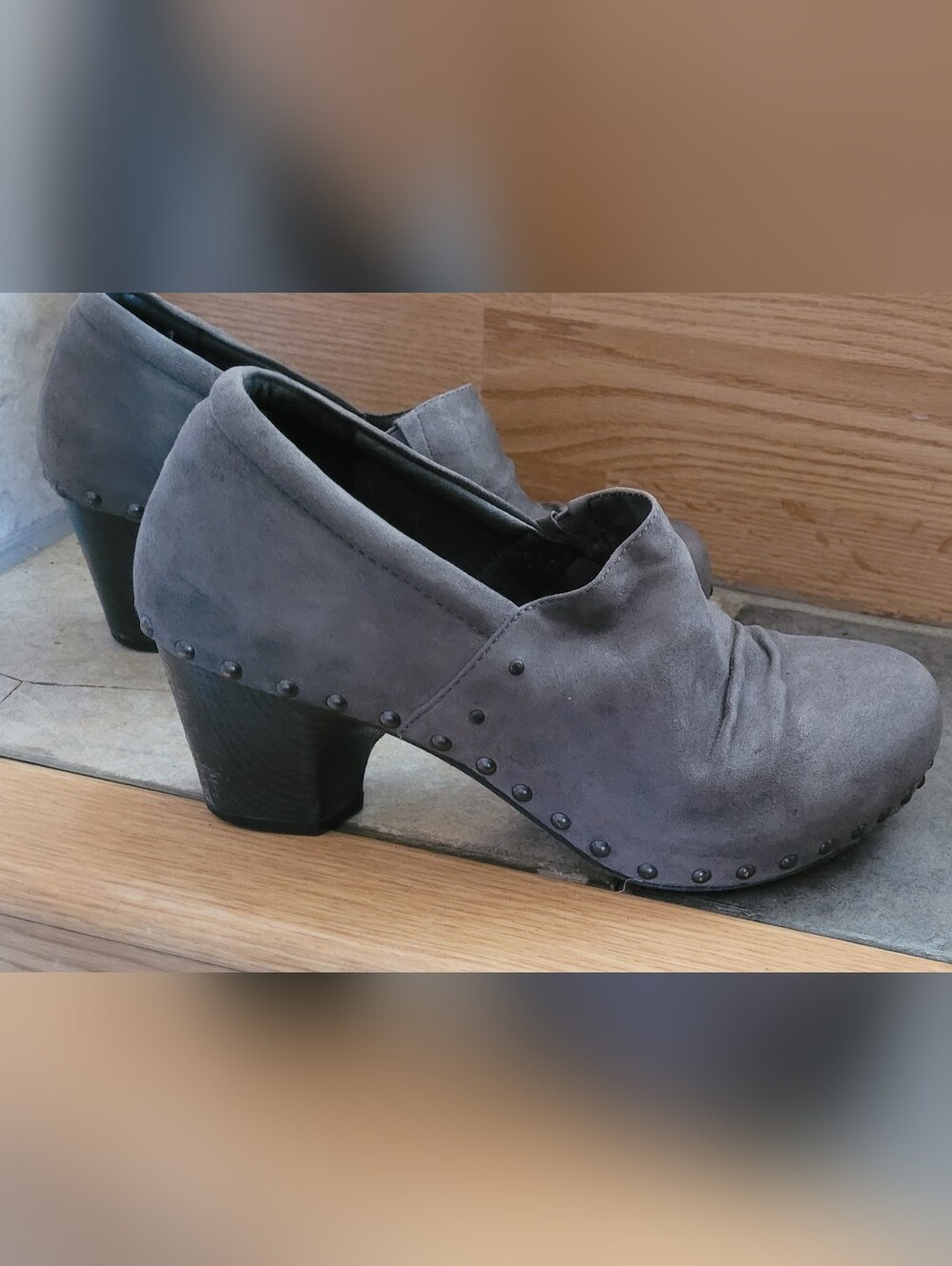 Dansko gray suede shoes size 39